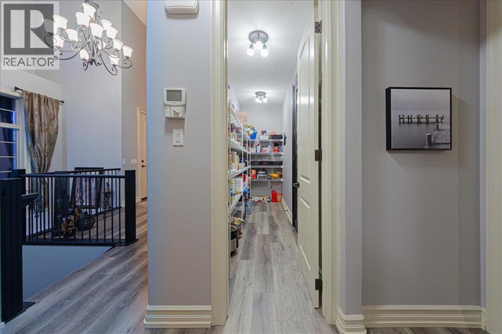 115 Montclair Place, Rural Rocky View County, Alberta  T4C 0A7 - Photo 17 - A2299384