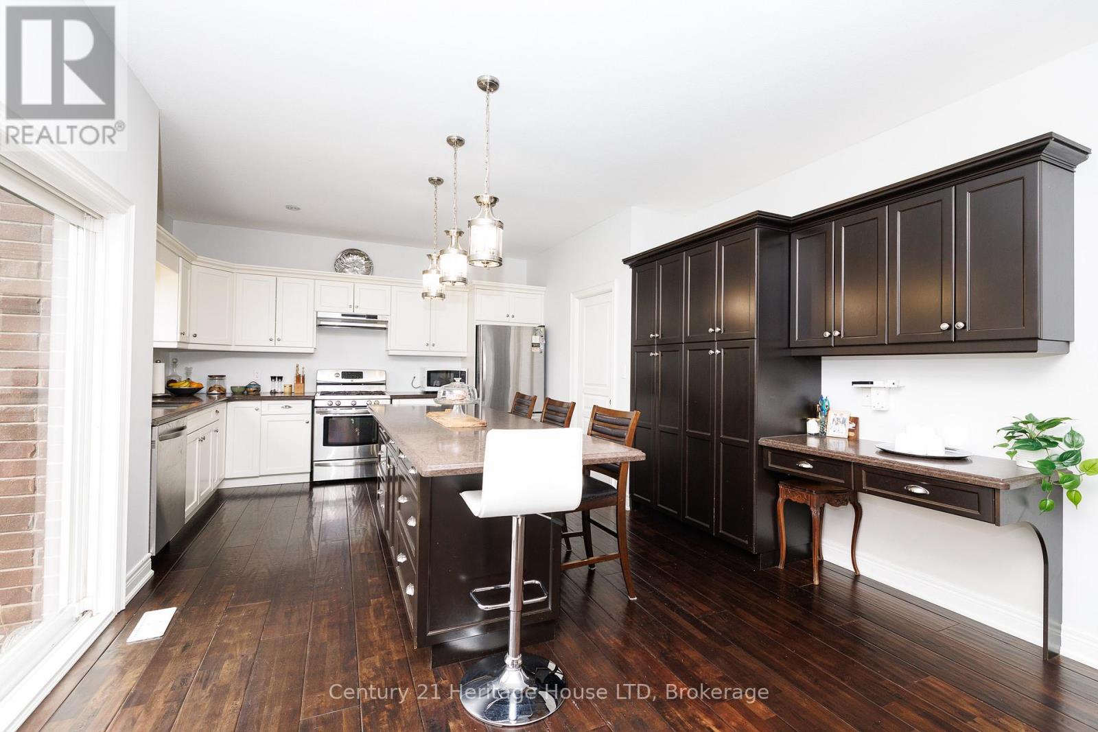 710 Brian Street, Fort Erie, Ontario  L2A 6W2 - Photo 14 - X12984014