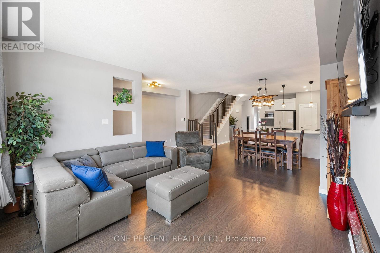 910 Paseana Place, Ottawa, Ontario  K2V 0P4 - Photo 16 - X12987462