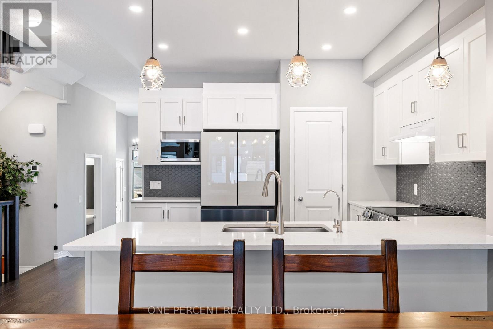 910 Paseana Place, Ottawa, Ontario  K2V 0P4 - Photo 8 - X12987462