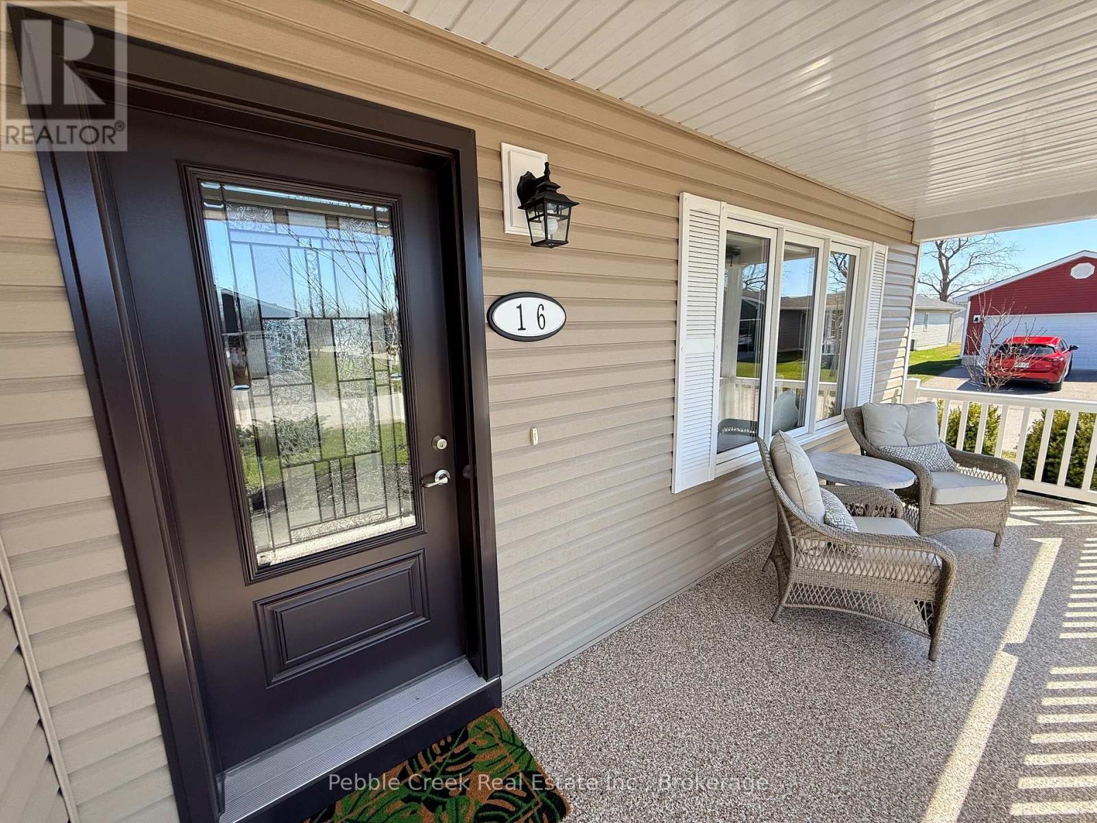 16 Sweet Water Drive S, Ashfield-Colborne-Wawanosh, Ontario  N7A 0B9 - Photo 3 - X12816780