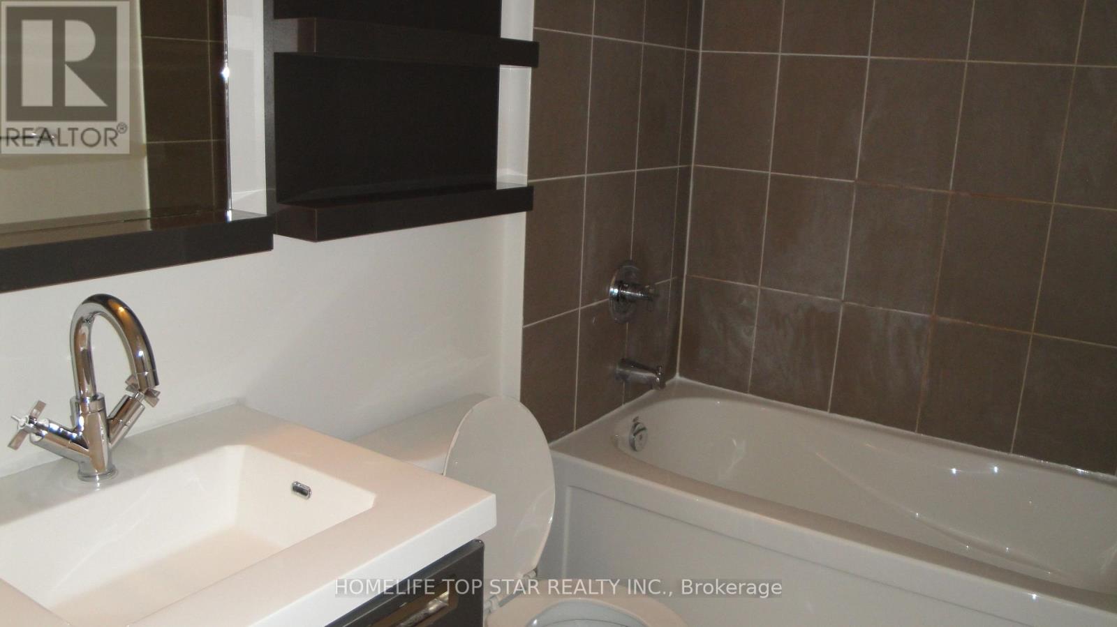 411 - 90 Stadium Road, Toronto, Ontario  M5V 3W5 - Photo 13 - C12987444