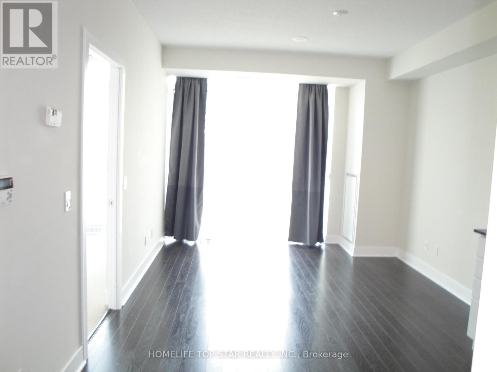 411 - 90 Stadium Road, Toronto, Ontario  M5V 3W5 - Photo 2 - C12987444
