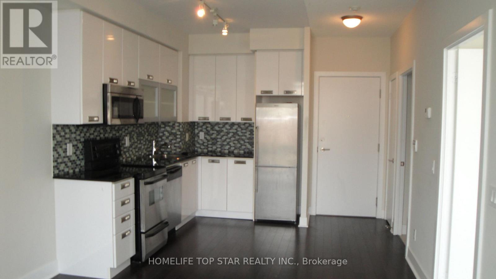 411 - 90 Stadium Road, Toronto, Ontario  M5V 3W5 - Photo 4 - C12987444