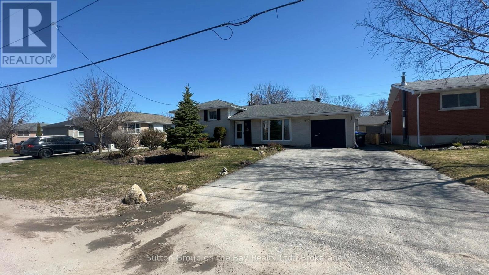 641 Oak Street, Collingwood, Ontario  L9Y 2Z7 - Photo 3 - S12987468