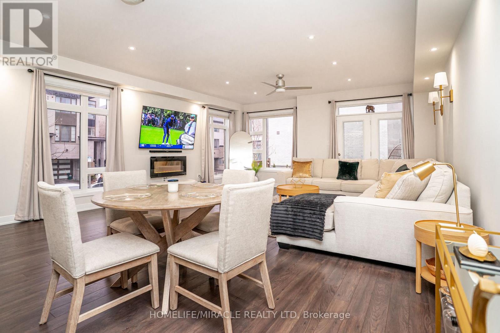 136 - 58 Donald Fleming Way, Whitby, Ontario  L1R 0N8 - Photo 15 - E12987474