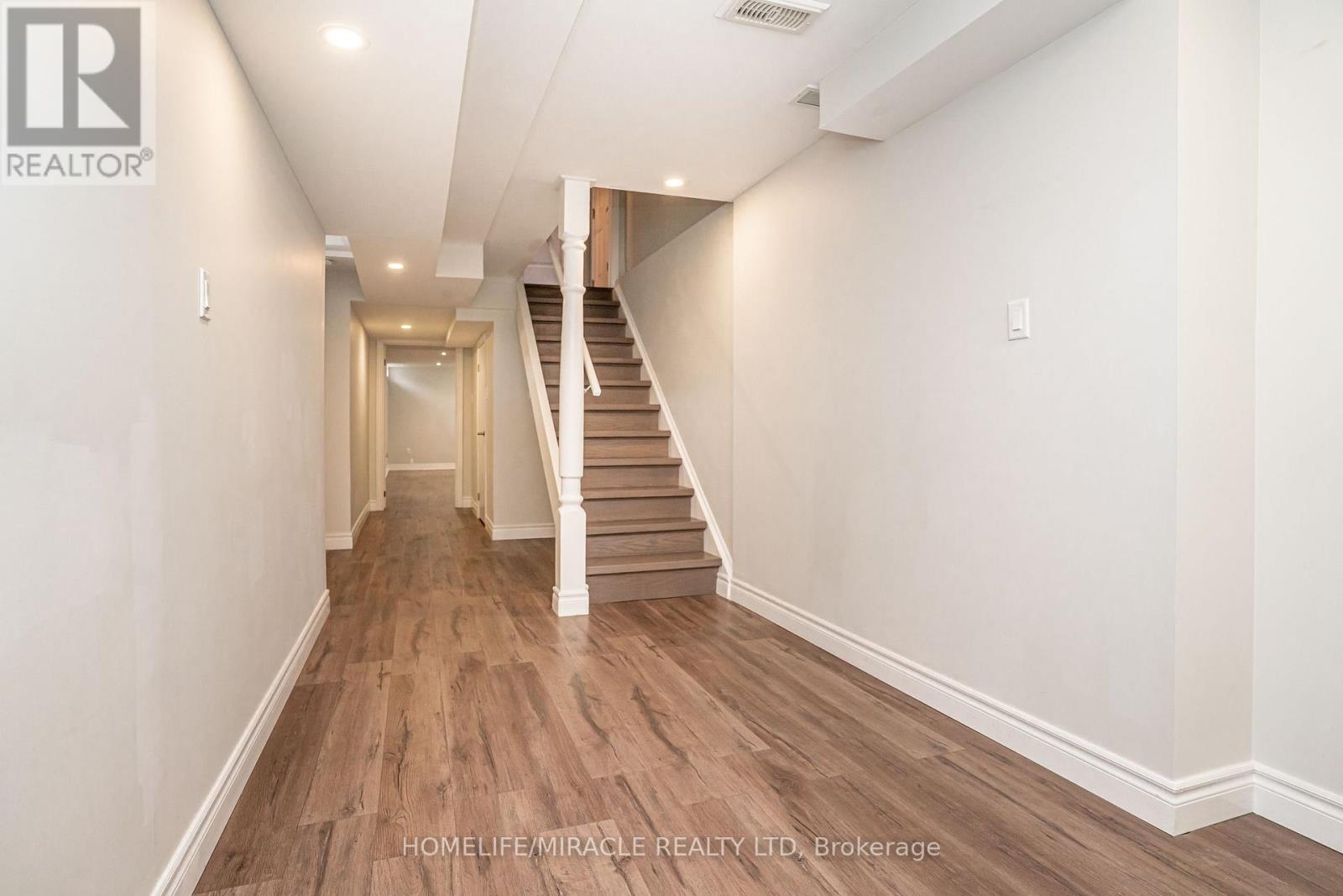 136 - 58 Donald Fleming Way, Whitby, Ontario  L1R 0N8 - Photo 36 - E12987474