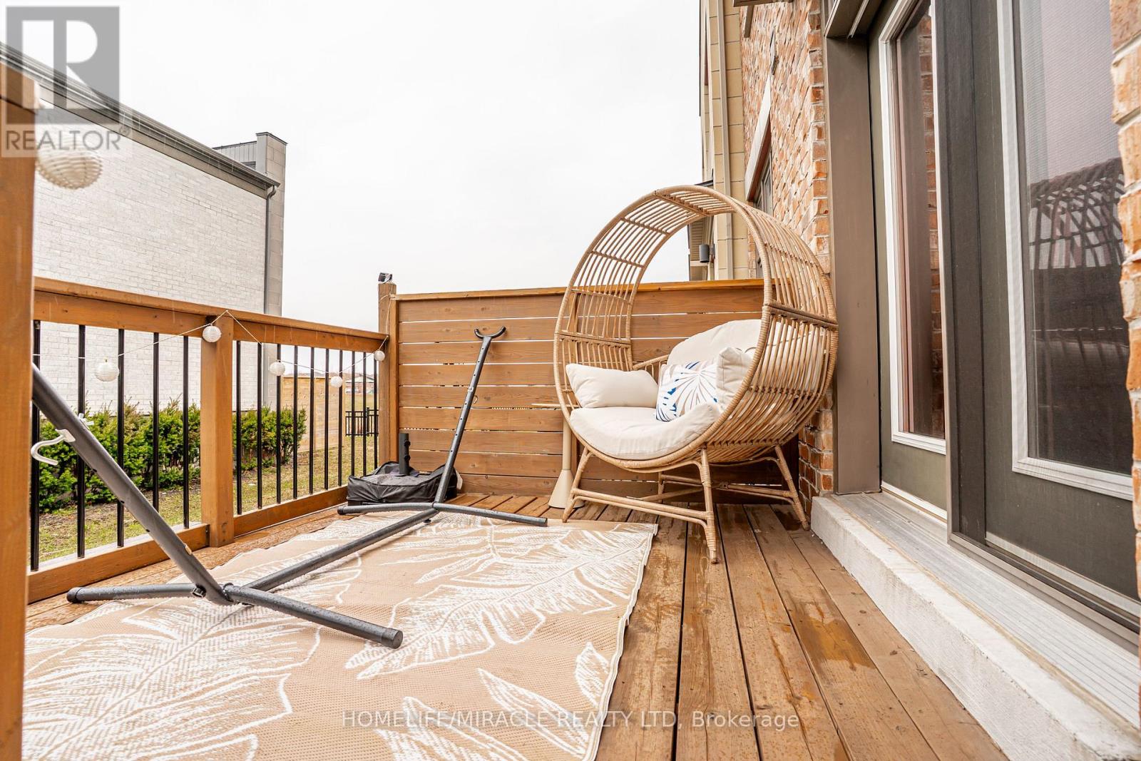 136 - 58 Donald Fleming Way, Whitby, Ontario  L1R 0N8 - Photo 45 - E12987474