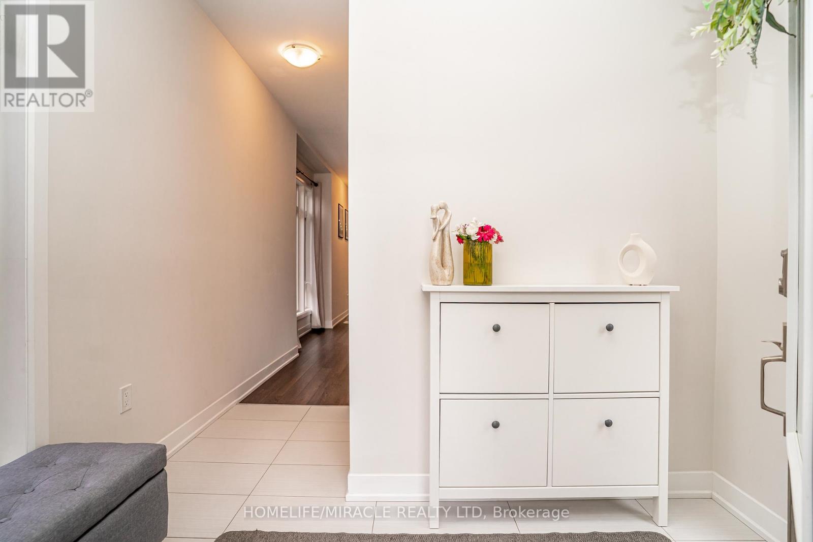 136 - 58 Donald Fleming Way, Whitby, Ontario  L1R 0N8 - Photo 6 - E12987474