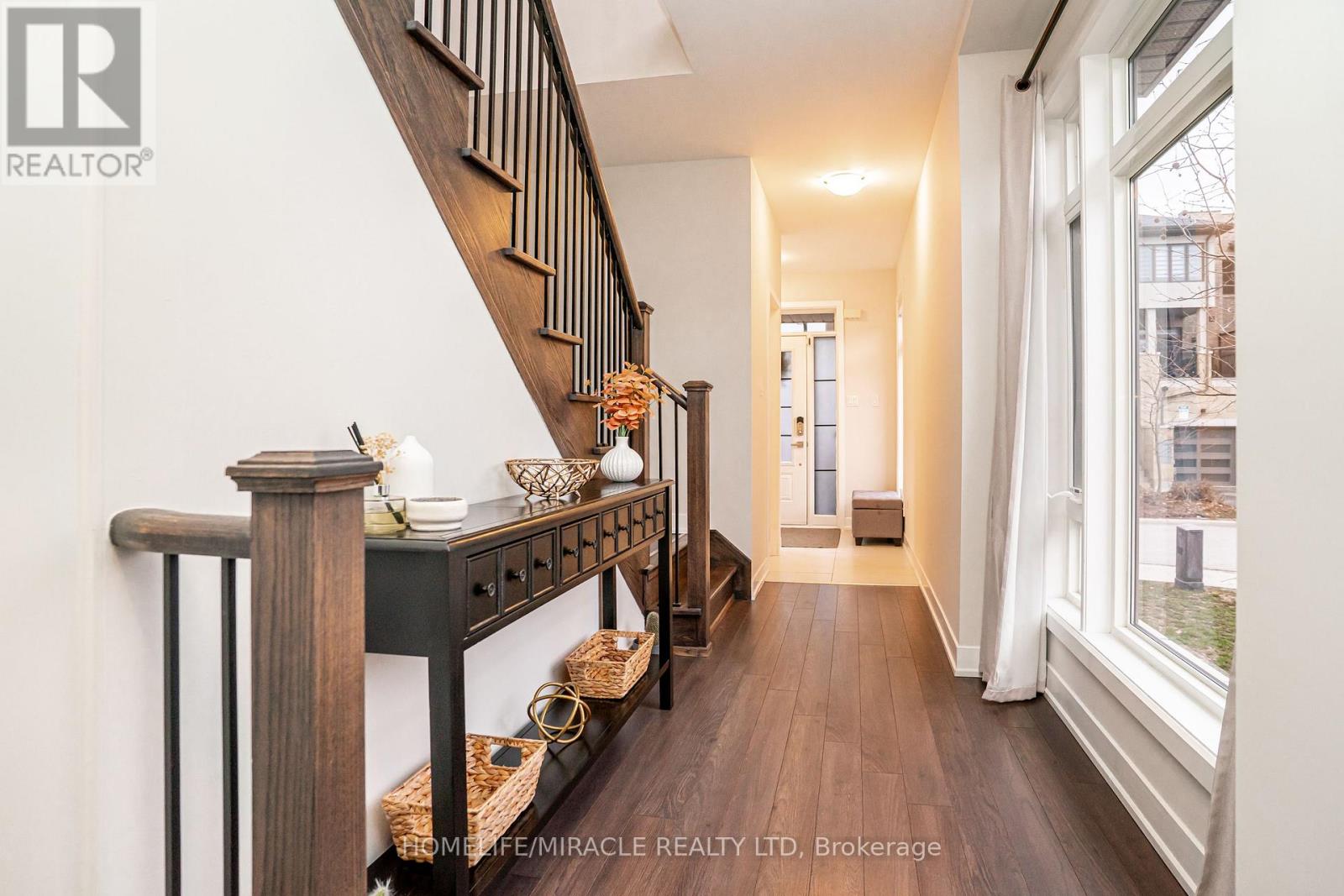 136 - 58 Donald Fleming Way, Whitby, Ontario  L1R 0N8 - Photo 8 - E12987474