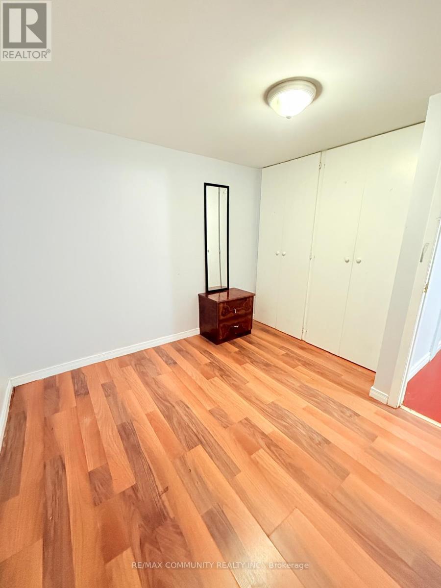 Lower - 21 Miramar Crescent, Toronto, Ontario  M1J 1R3 - Photo 4 - E12987484