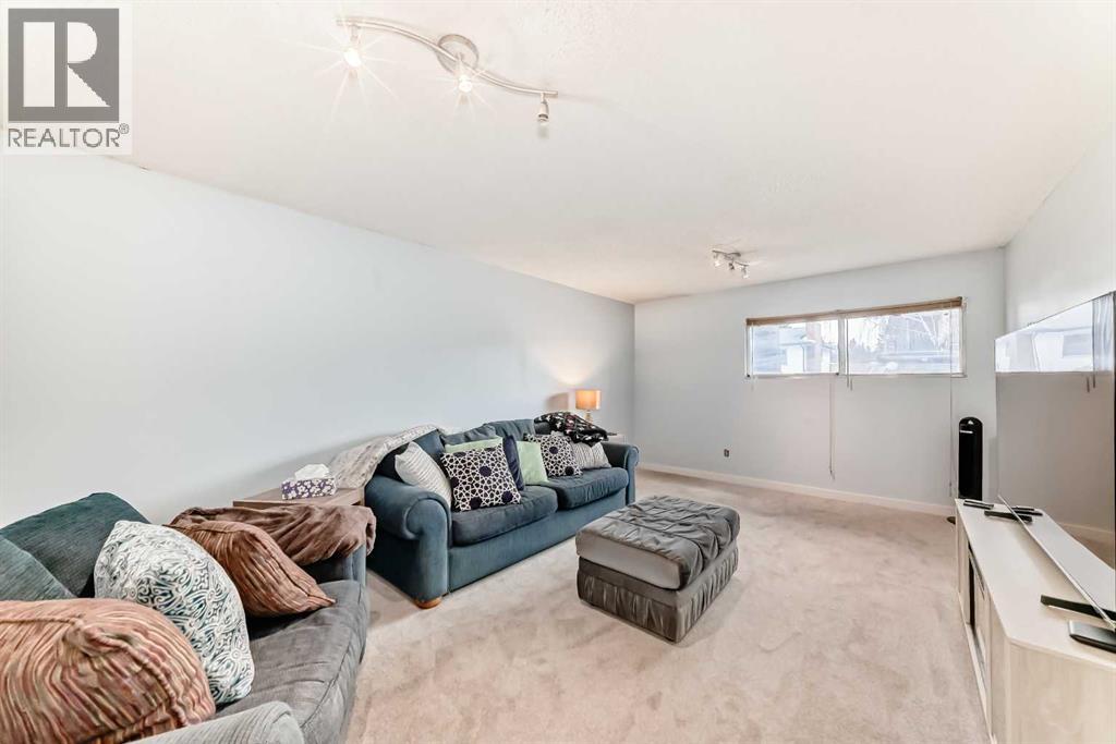 52a Queen Alexandra Close Se, Calgary, Alberta  T2J 3P8 - Photo 23 - A2286786