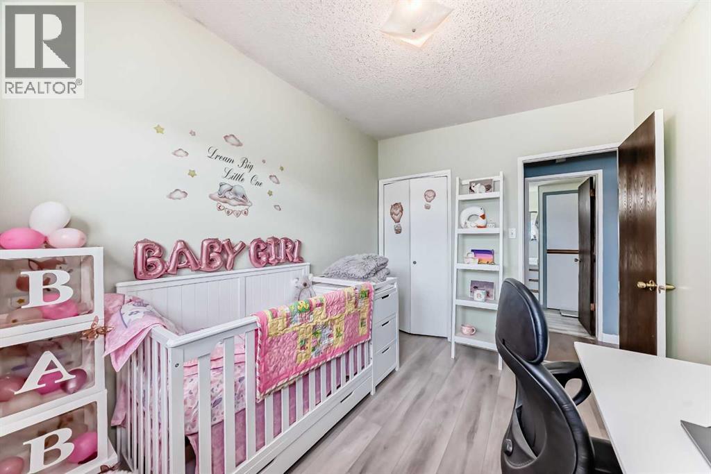 52a Queen Alexandra Close Se, Calgary, Alberta  T2J 3P8 - Photo 21 - A2286786