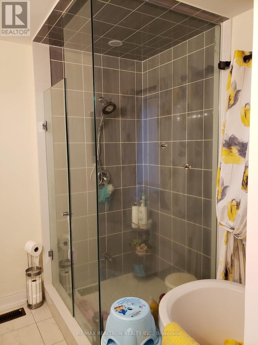 78 Ben Sinclair Avenue, East Gwillimbury, Ontario  L0G 1R0 - Photo 22 - N12987496