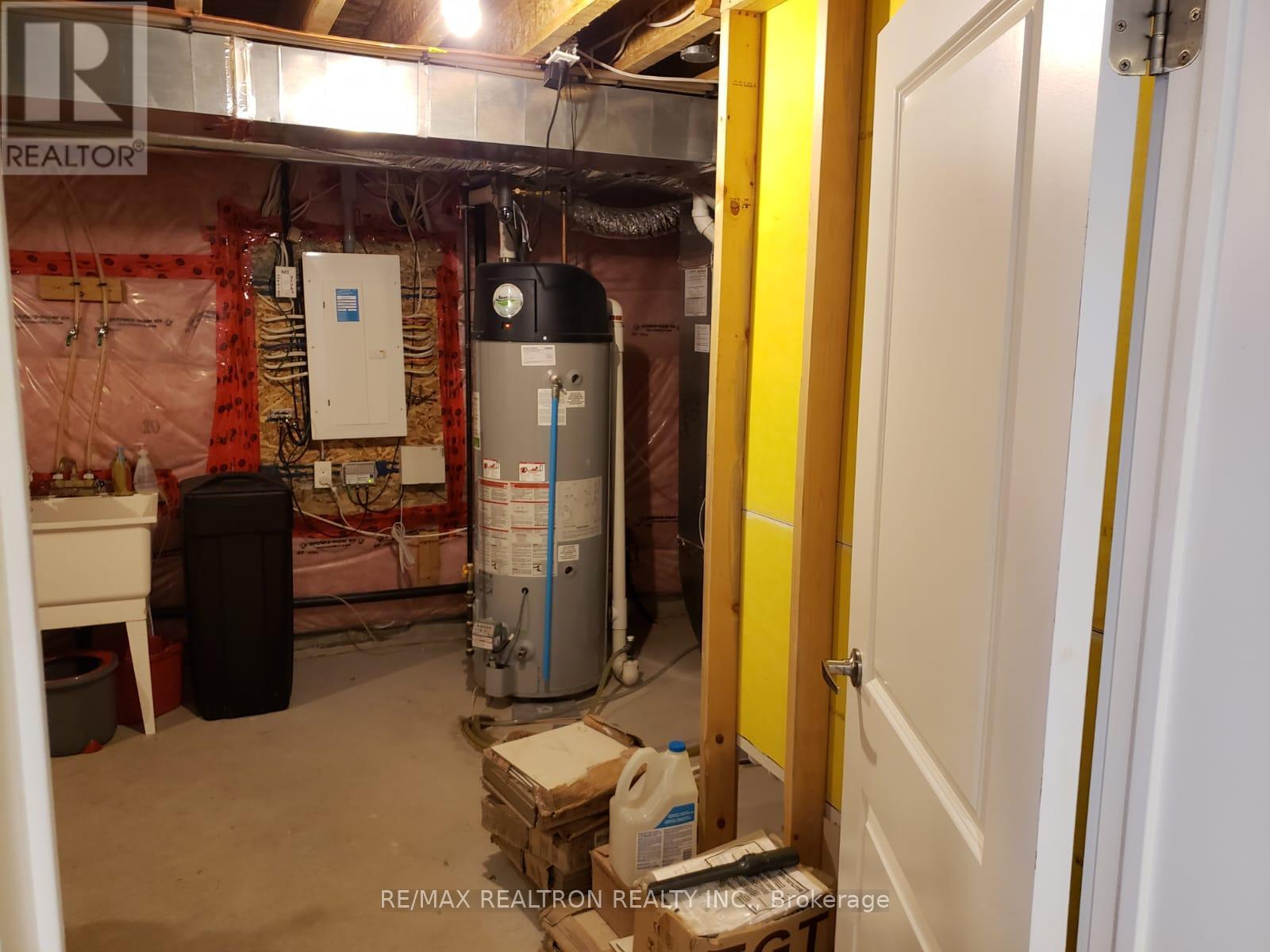 78 Ben Sinclair Avenue, East Gwillimbury, Ontario  L0G 1R0 - Photo 34 - N12987496