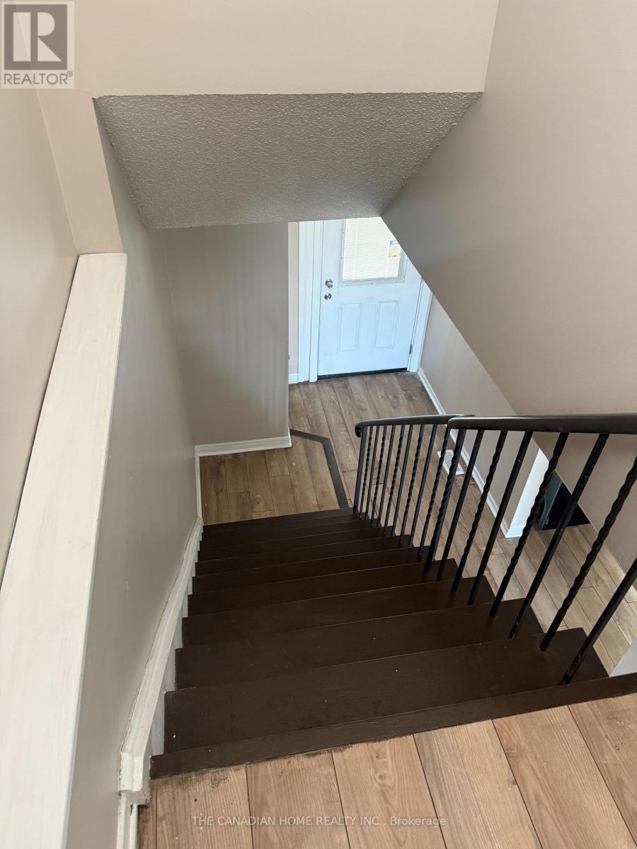 108 Mulcaster Street, Barrie, Ontario  L4M 3M6 - Photo 8 - S12987480