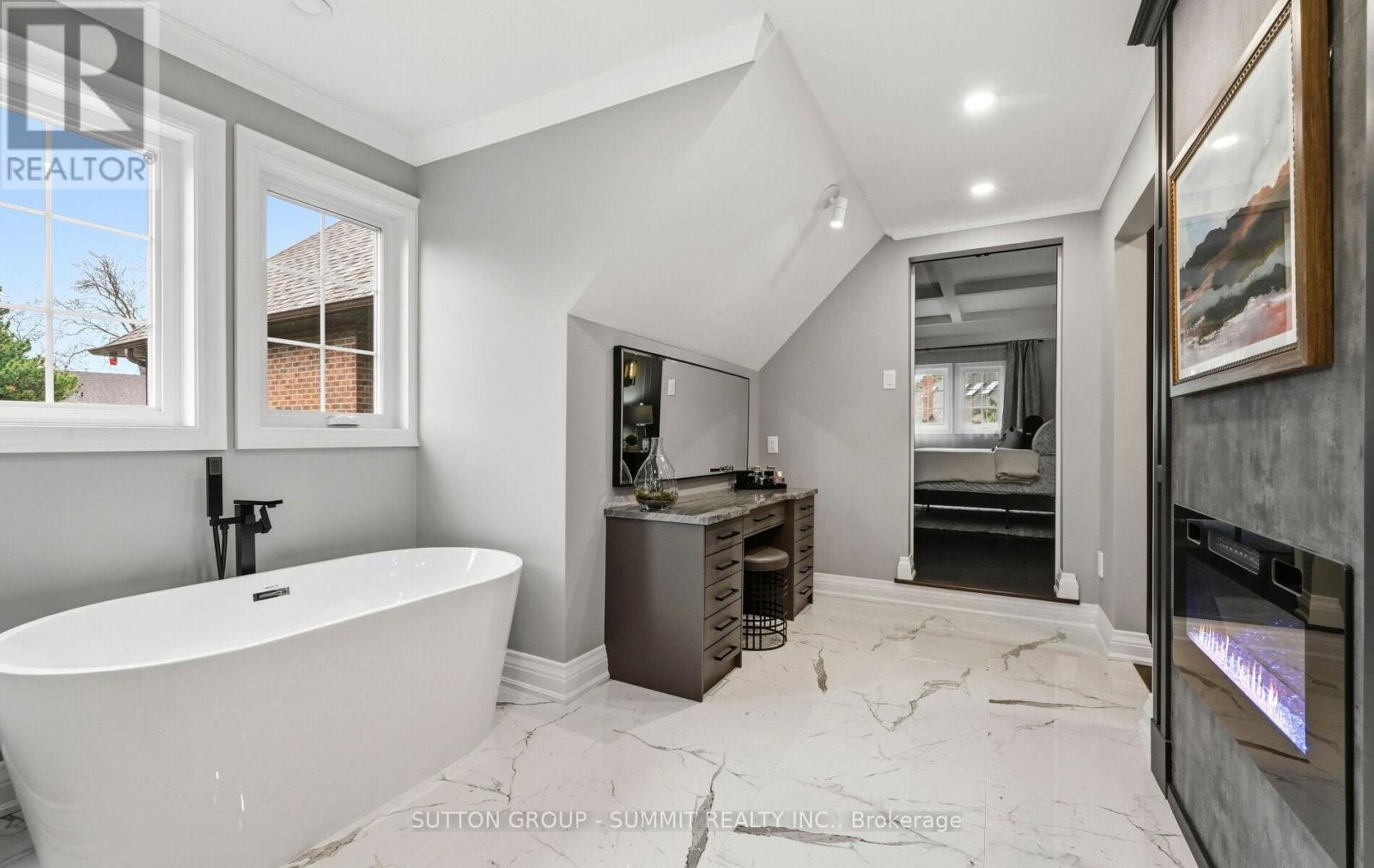 1095 Geran Crescent, Mississauga, Ontario  L5H 4A9 - Photo 23 - W12987482