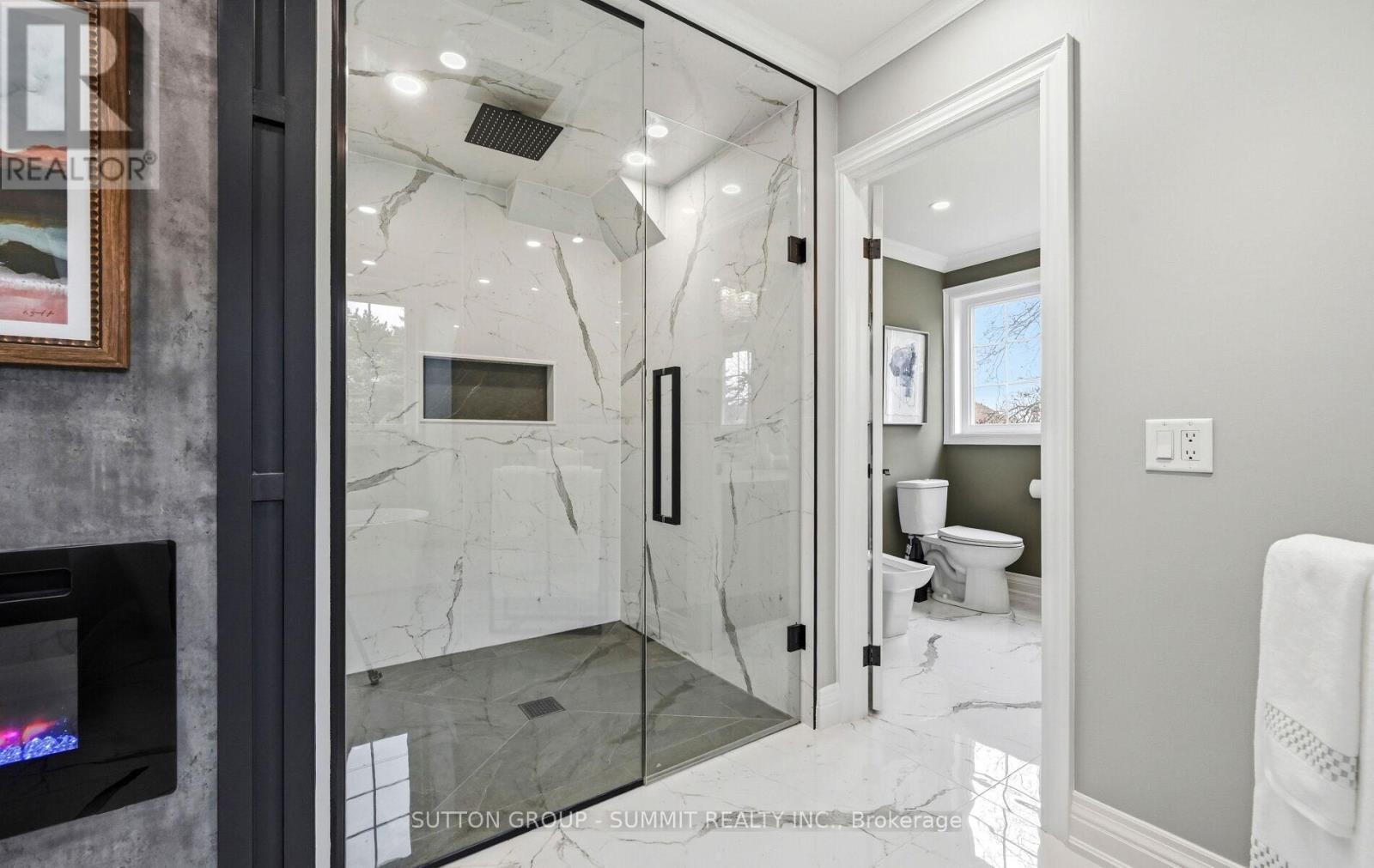 1095 Geran Crescent, Mississauga, Ontario  L5H 4A9 - Photo 24 - W12987482