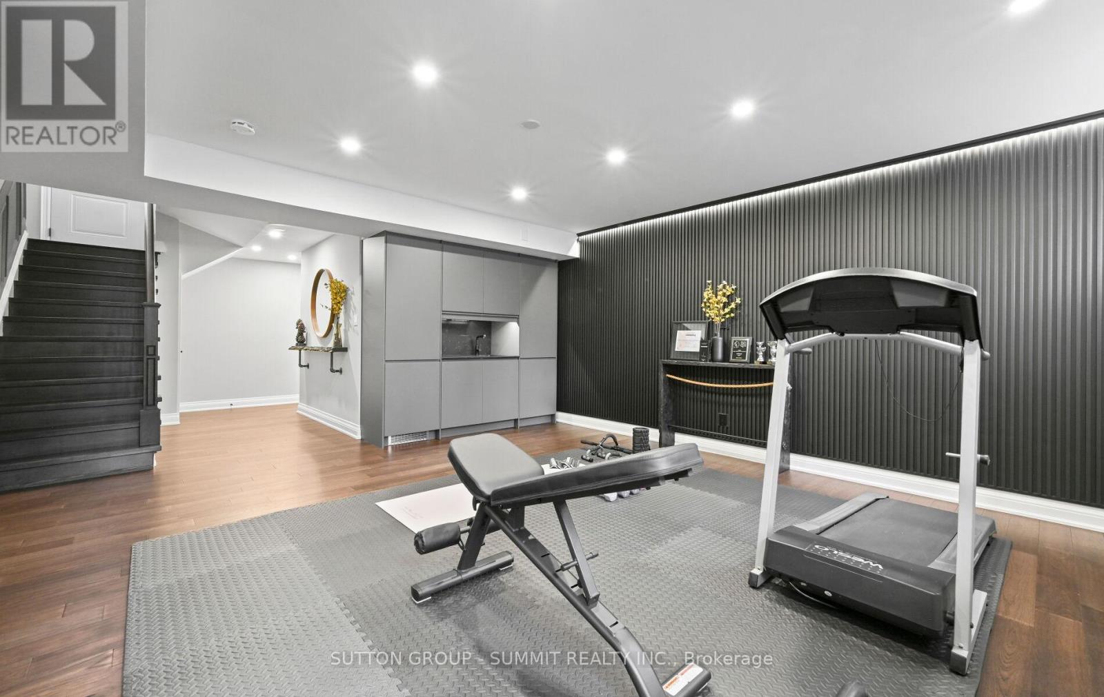 1095 Geran Crescent, Mississauga, Ontario  L5H 4A9 - Photo 39 - W12987482