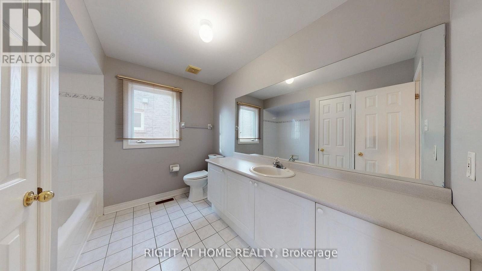 Upper - 119 Letty Avenue, Brampton, Ontario  L6Y 5E1 - Photo 15 - W12987494