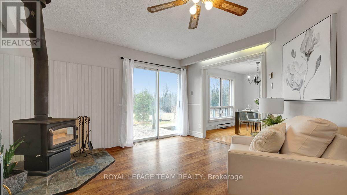 667 Ramsay 4a Concession, Mississippi Mills, Ontario  K7C 3P1 - Photo 12 - X12987446