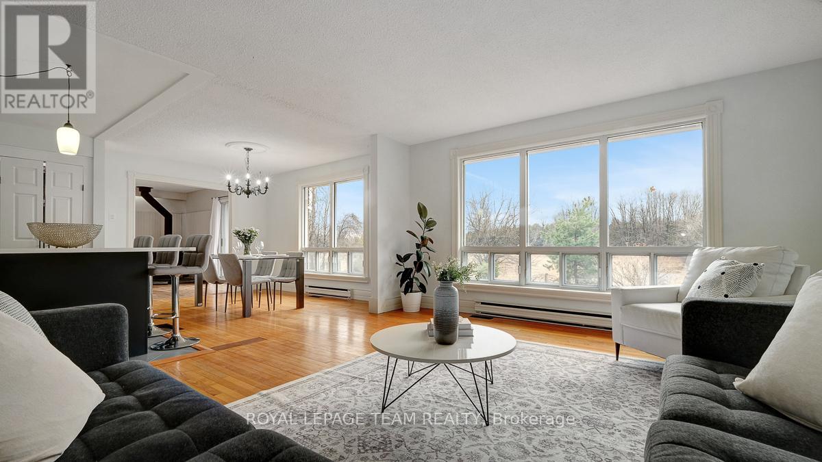 667 Ramsay 4a Concession, Mississippi Mills, Ontario  K7C 3P1 - Photo 3 - X12987446