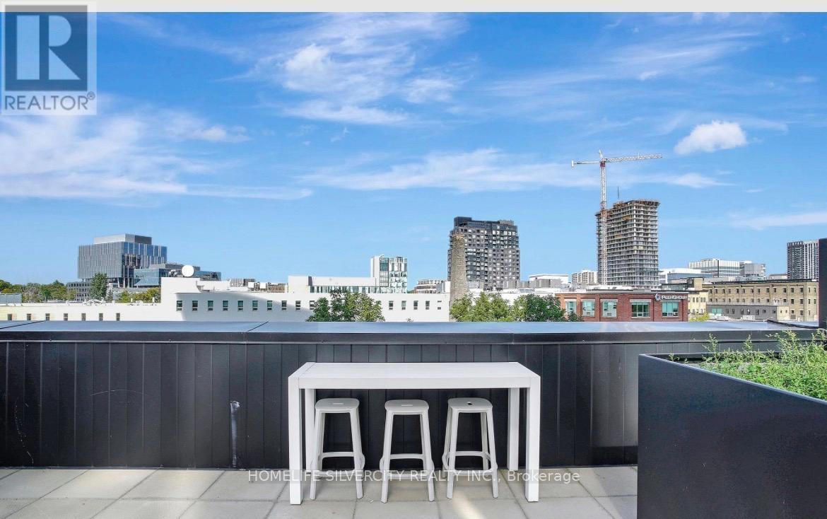 1003 - 104 Garment Street, Kitchener, Ontario  N2G 0C8 - Photo 4 - X12987476