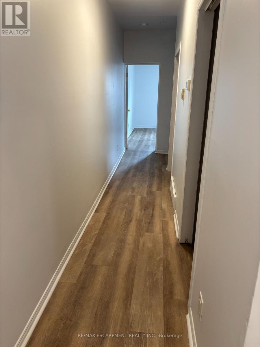 103 Durham Street, Port Colborne, Ontario  L3K 1C9 - Photo 5 - X12987492