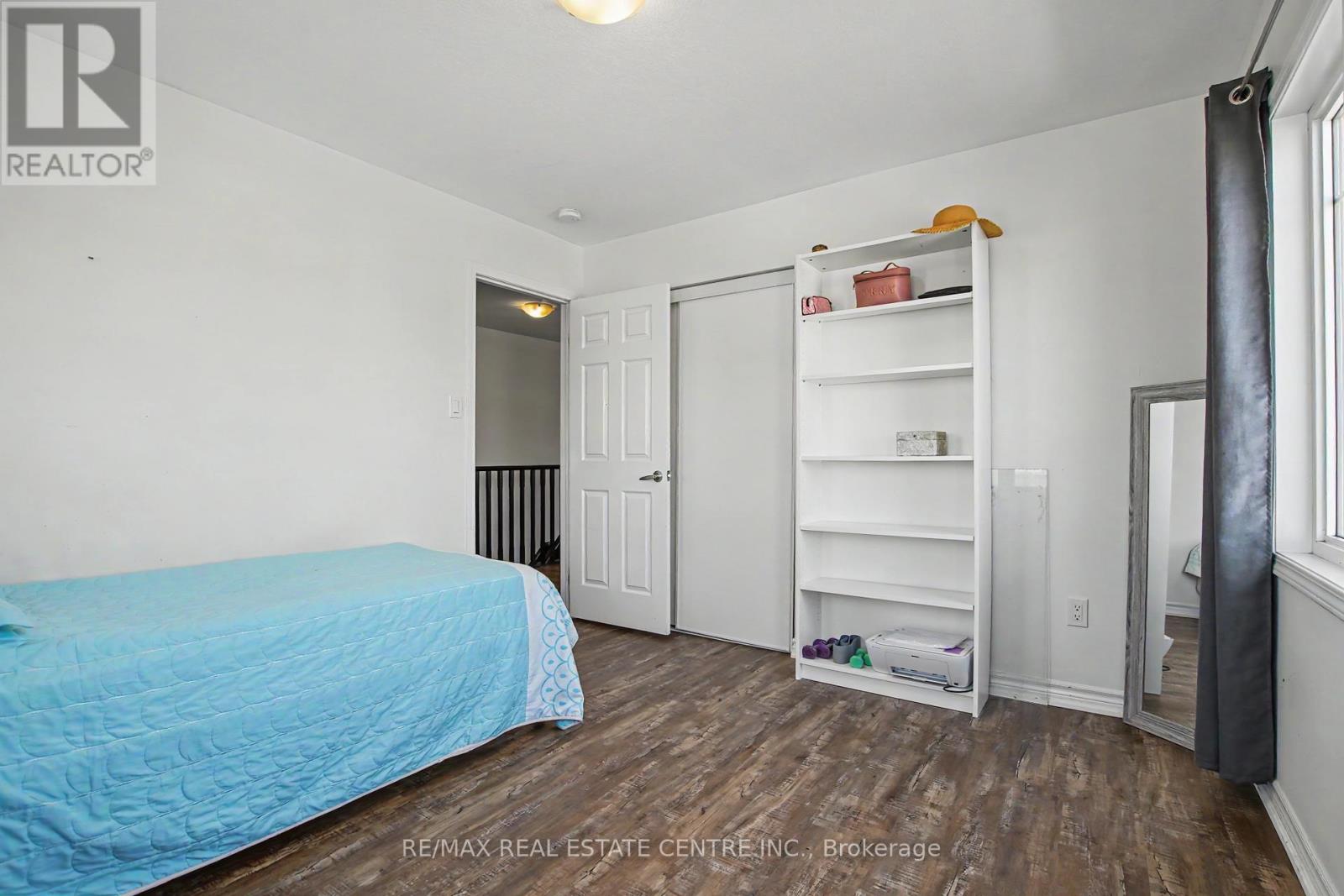 60 Postmaster Drive, Kitchener, Ontario  N2R 0J2 - Photo 23 - X12986498