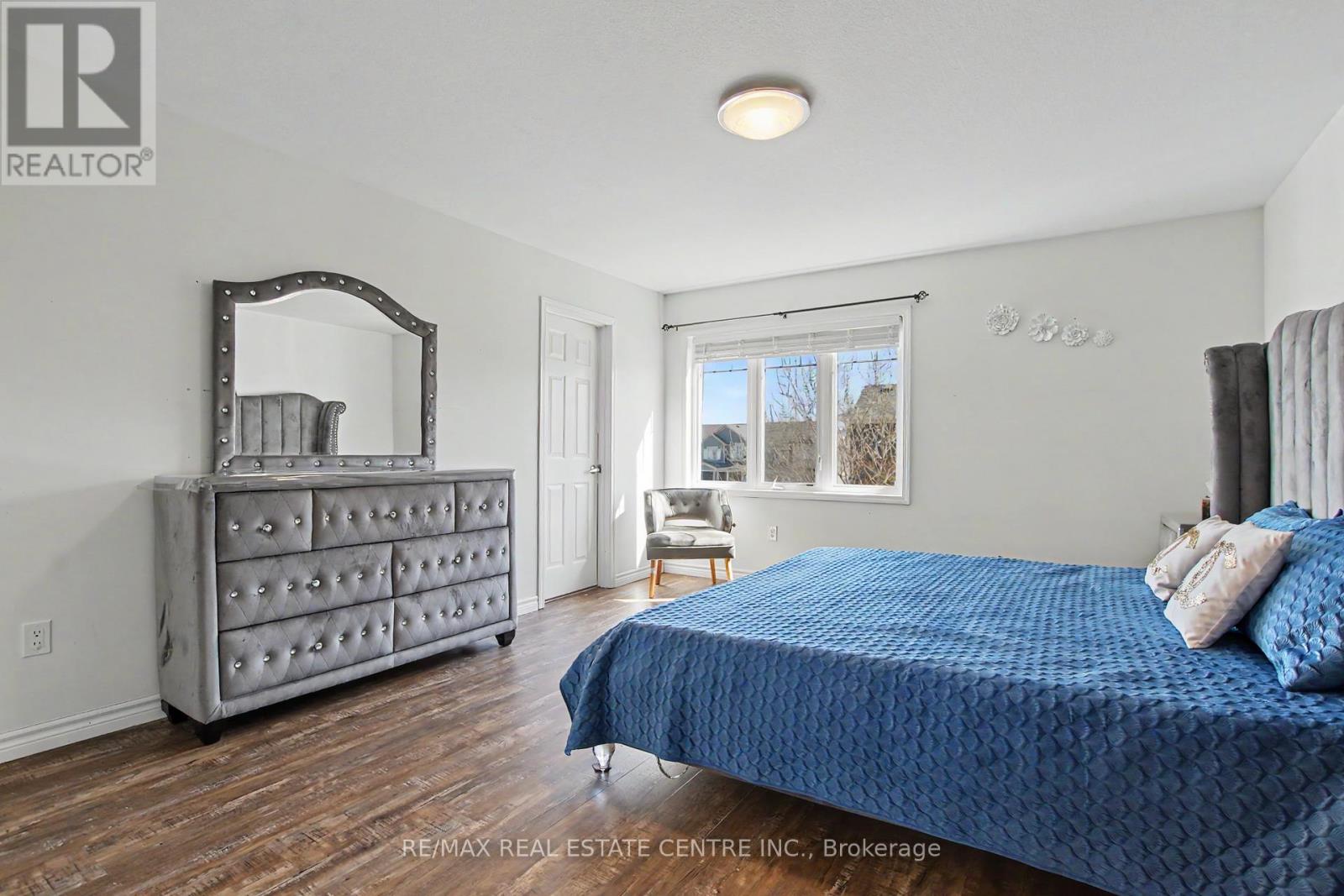 60 Postmaster Drive, Kitchener, Ontario  N2R 0J2 - Photo 24 - X12986498