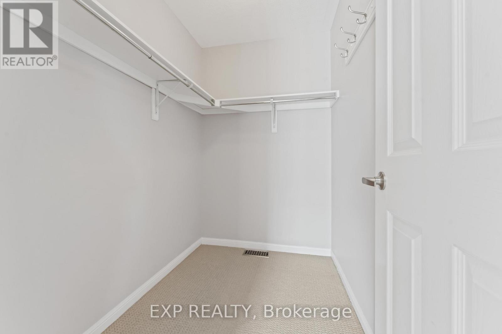 413 Tillsonburg Street, Ottawa, Ontario  K2T 0C3 - Photo 21 - X12762650