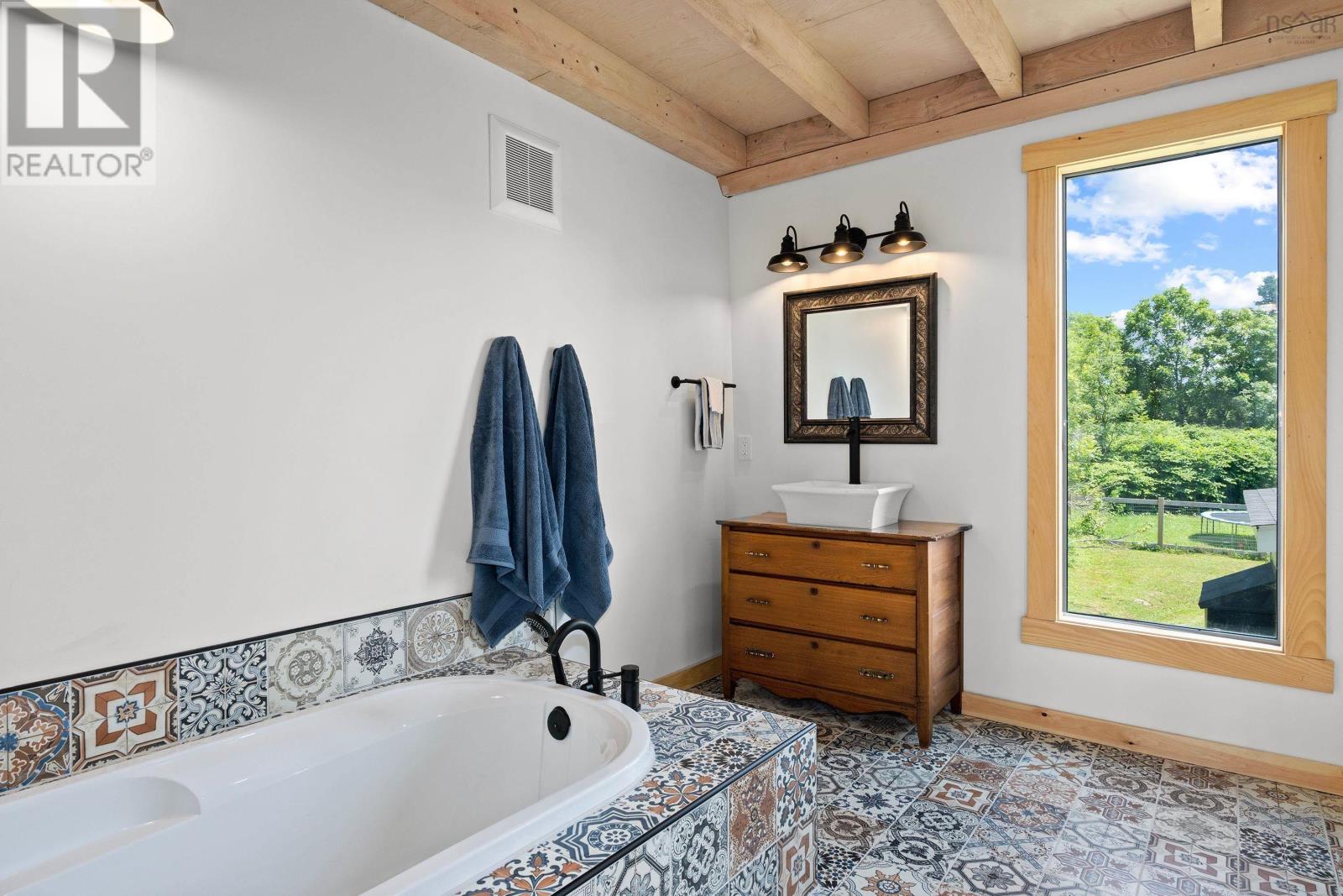 173 New Harbour Road, Blandford, Nova Scotia  B0J 1T0 - Photo 40 - 202606998