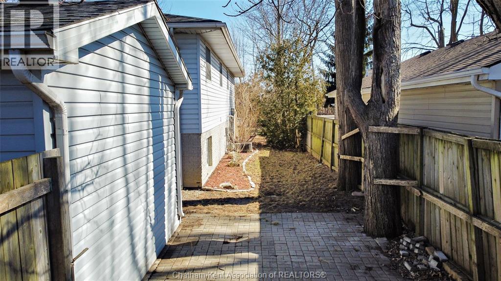 6201 Main Street, Comber, Ontario  N0P 1J0 - Photo 11 - 26007841