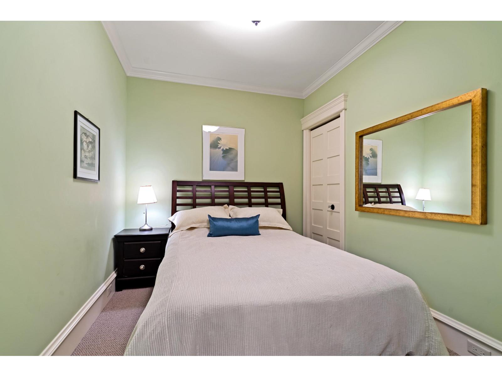 15188 Columbia Avenue, White Rock, British Columbia  V4B 1J3 - Photo 27 - R3109368