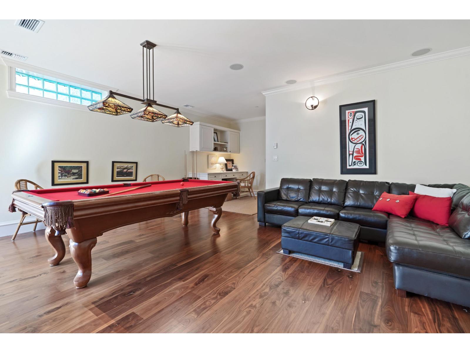 15188 Columbia Avenue, White Rock, British Columbia  V4B 1J3 - Photo 37 - R3109368