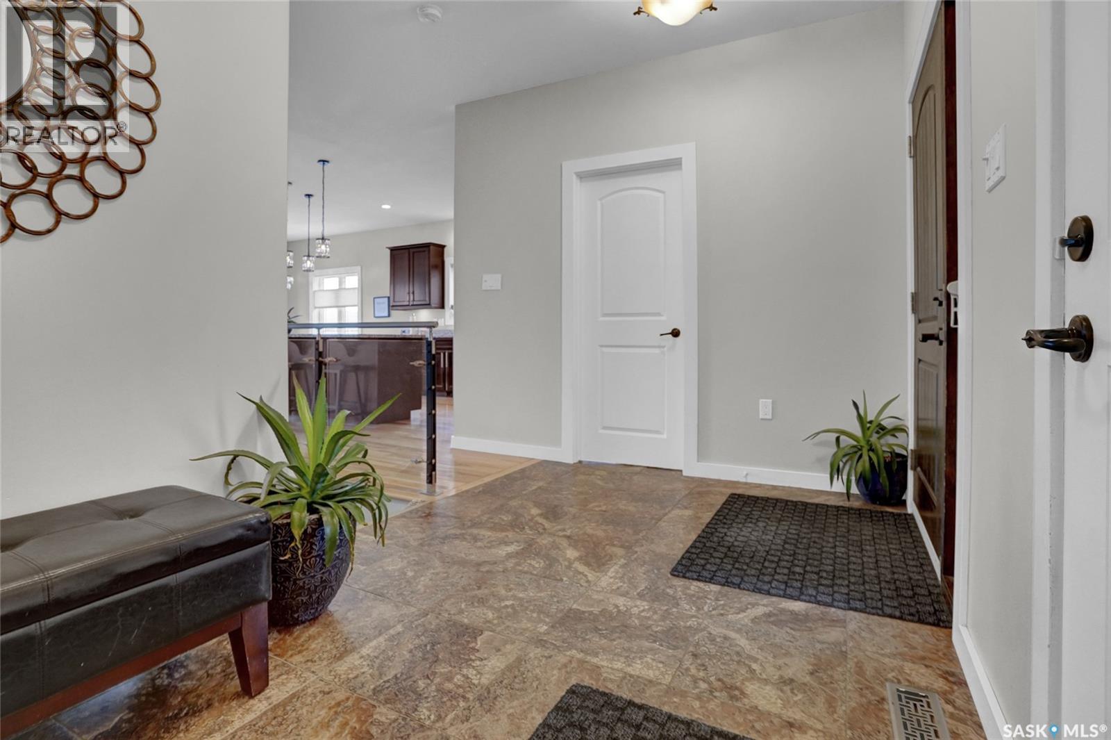 242 Wood Lily Drive, Moose Jaw, Saskatchewan  S6J 0A3 - Photo 7 - SK031014