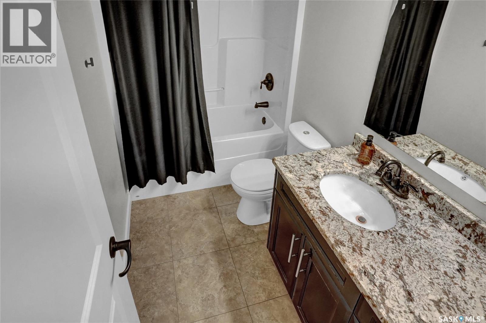 242 Wood Lily Drive, Moose Jaw, Saskatchewan  S6J 0A3 - Photo 33 - SK031014