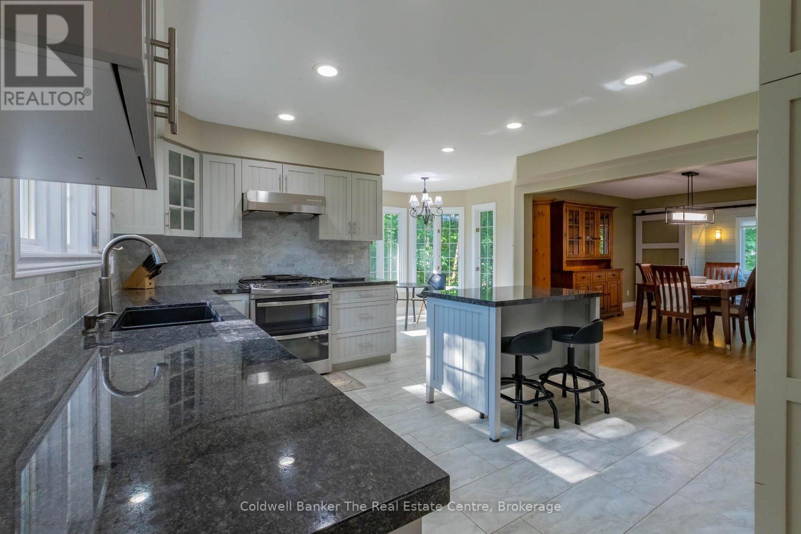 110 Forest Glen Drive, Gravenhurst, Ontario  P1P 1A1 - Photo 6 - X12987524