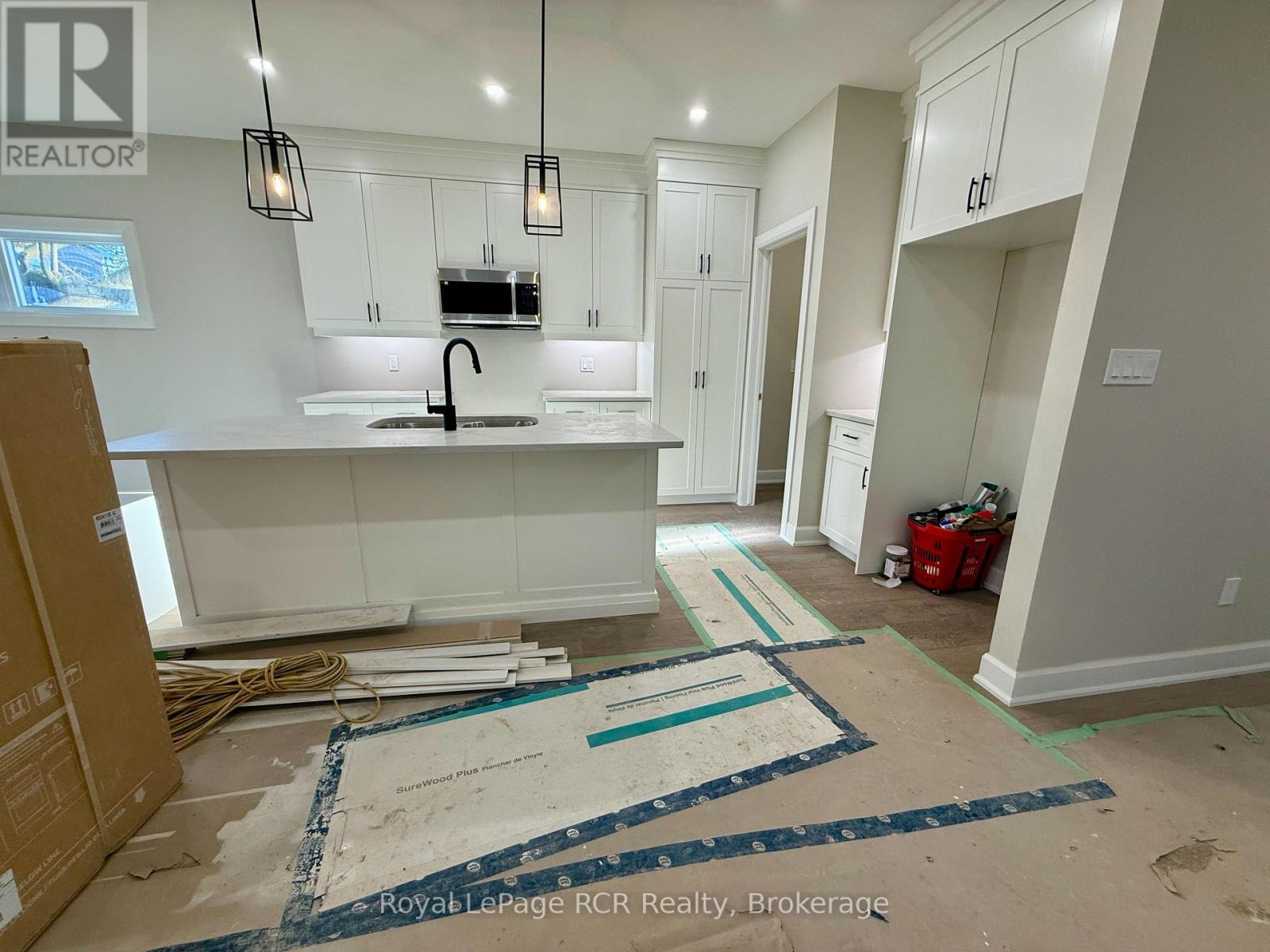 88 Griffith Street, Brockton, Ontario N0G 2V0 - Photo 11 - X12987526