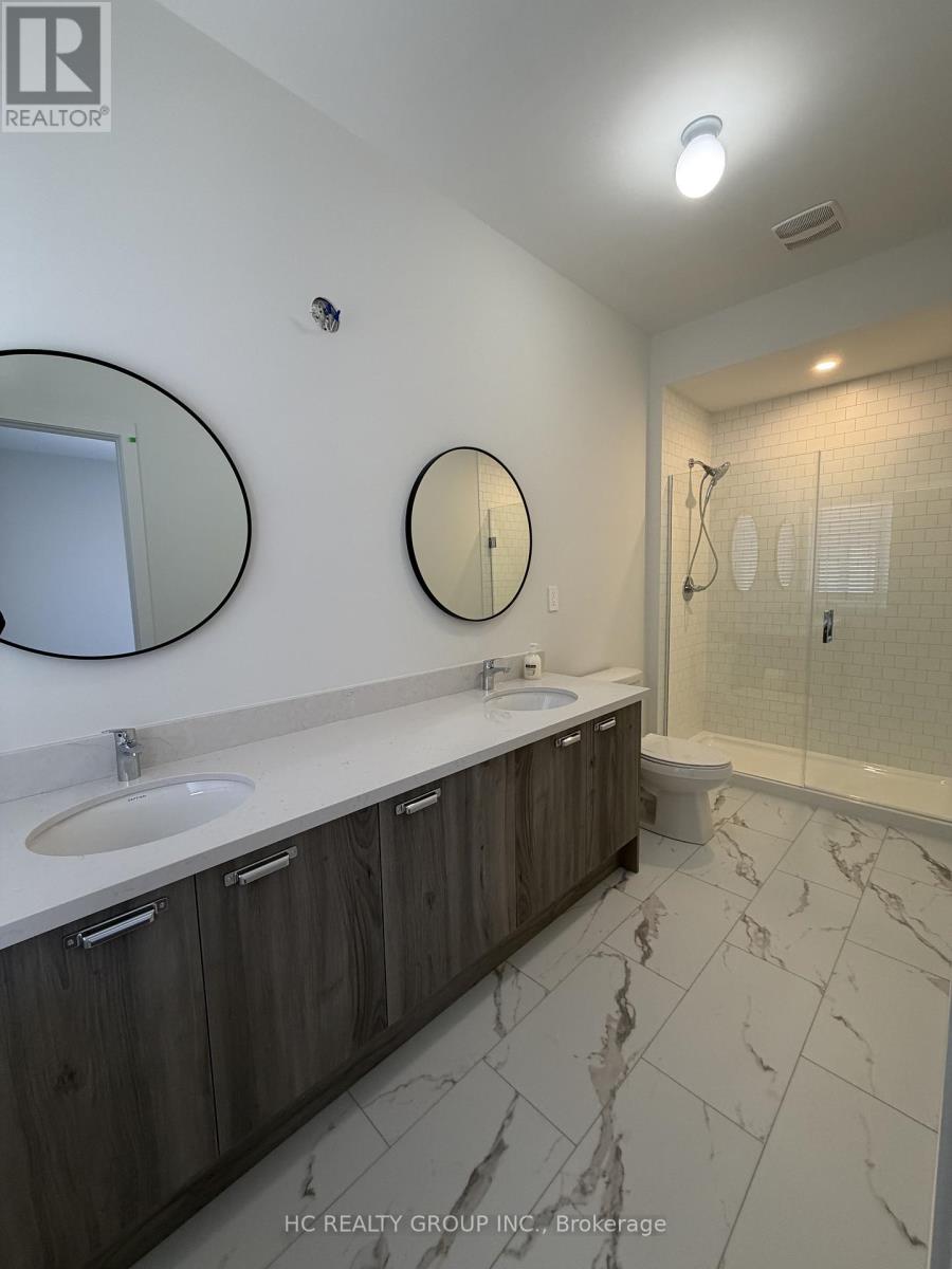 27 Agnes Lane, Richmond Hill, Ontario  L4B 0J7 - Photo 8 - N12987514