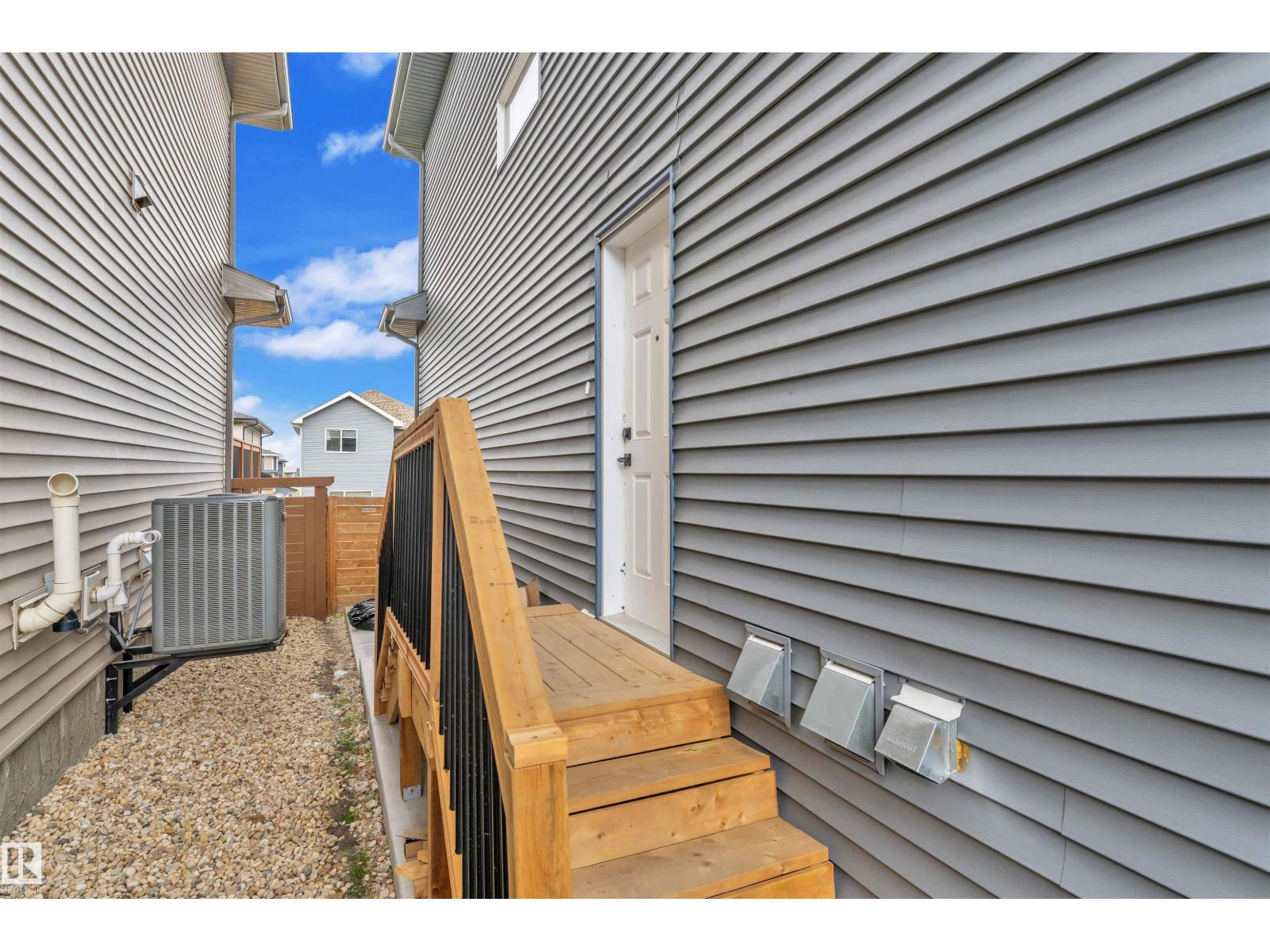 4104 6 Av Sw, Edmonton, Alberta  T6X 2J1 - Photo 34 - E4481899