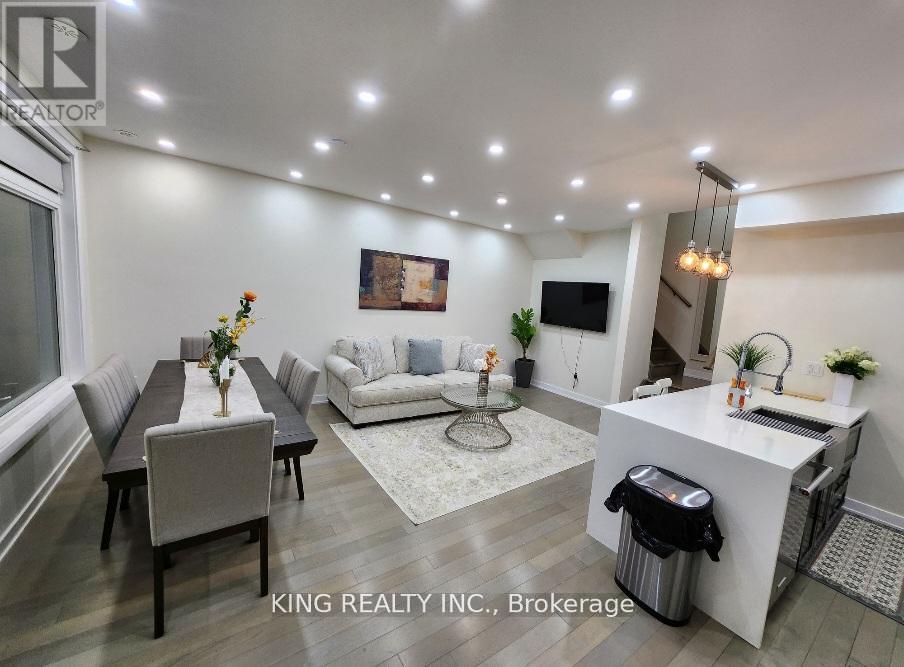 3 - 4010 Parkside Village Drive, Mississauga, Ontario  L5B 0K2 - Photo 6 - W12987498