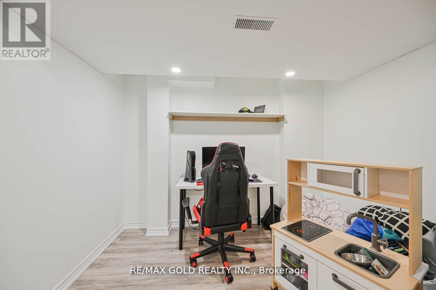 34 Earth Star Trail, Brampton, Ontario  L6R 2P3 - Photo 44 - W12987500