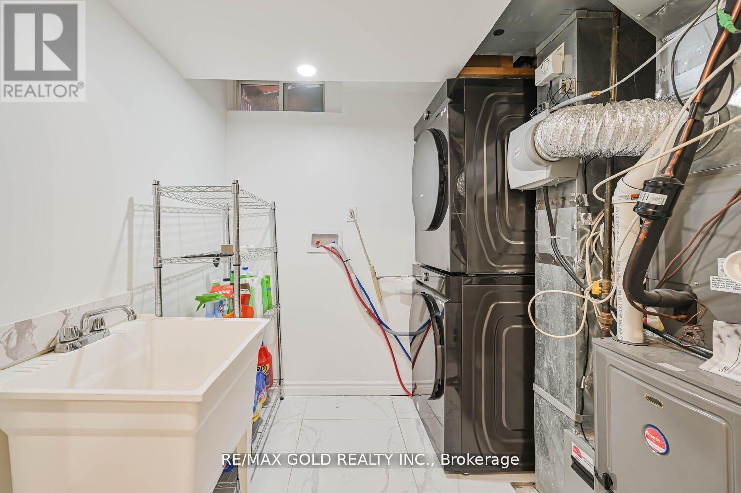 34 Earth Star Trail, Brampton, Ontario  L6R 2P3 - Photo 48 - W12987500