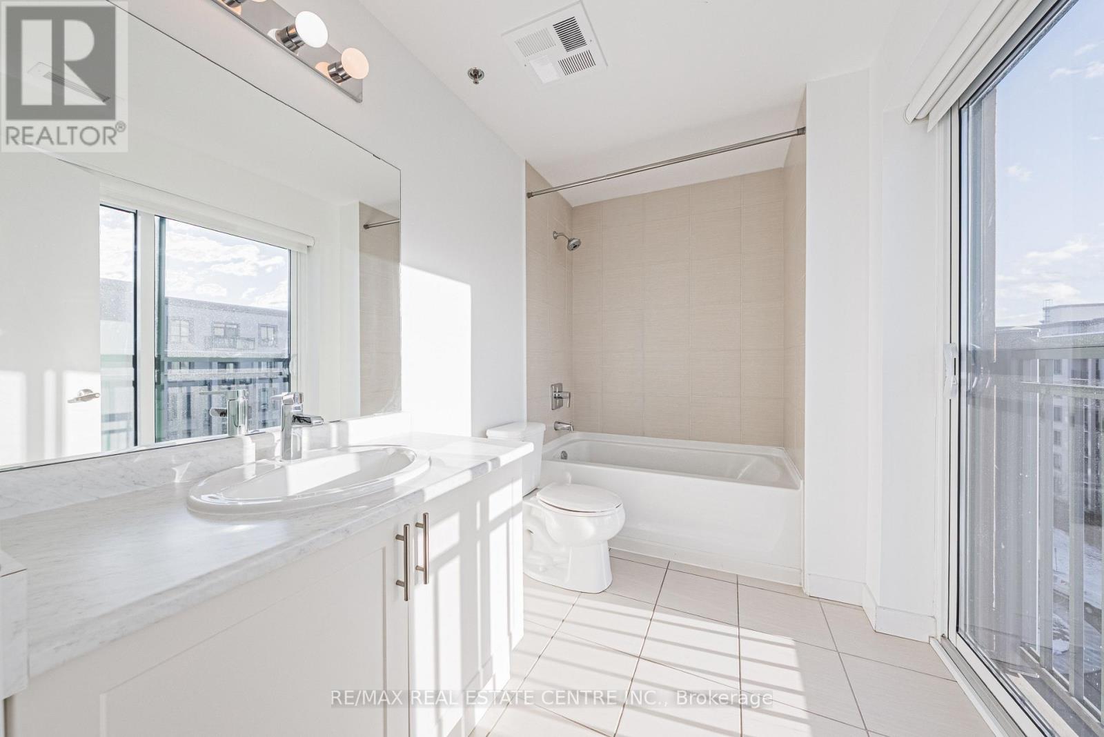 706 - 2486 Old Bronte Road, Oakville, Ontario  L6M 0Y4 - Photo 22 - W12987510