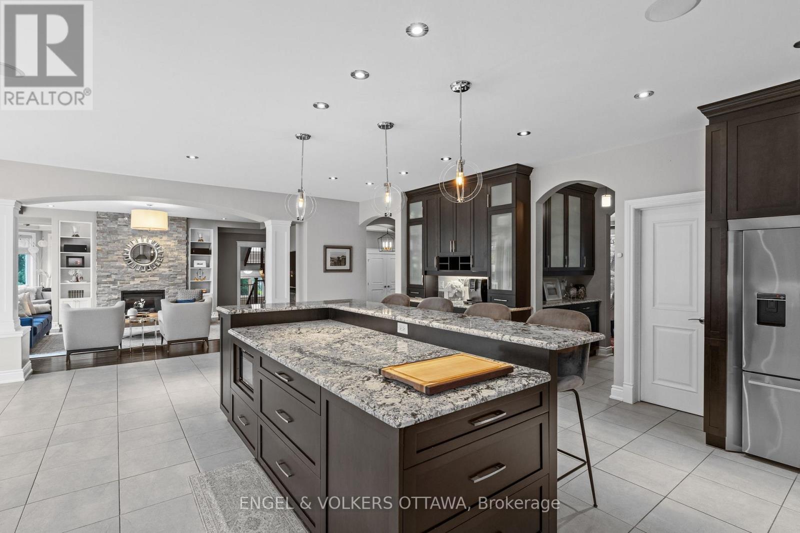 5796 Longhearth Way, Ottawa, Ontario  K4M 1M1 - Photo 12 - X12987180