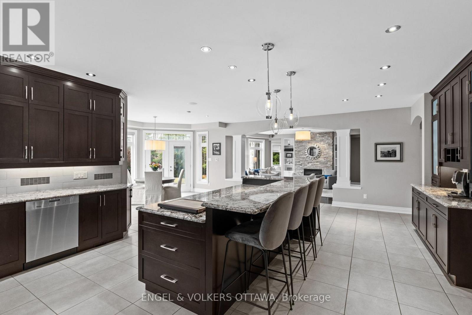 5796 Longhearth Way, Ottawa, Ontario  K4M 1M1 - Photo 10 - X12987180