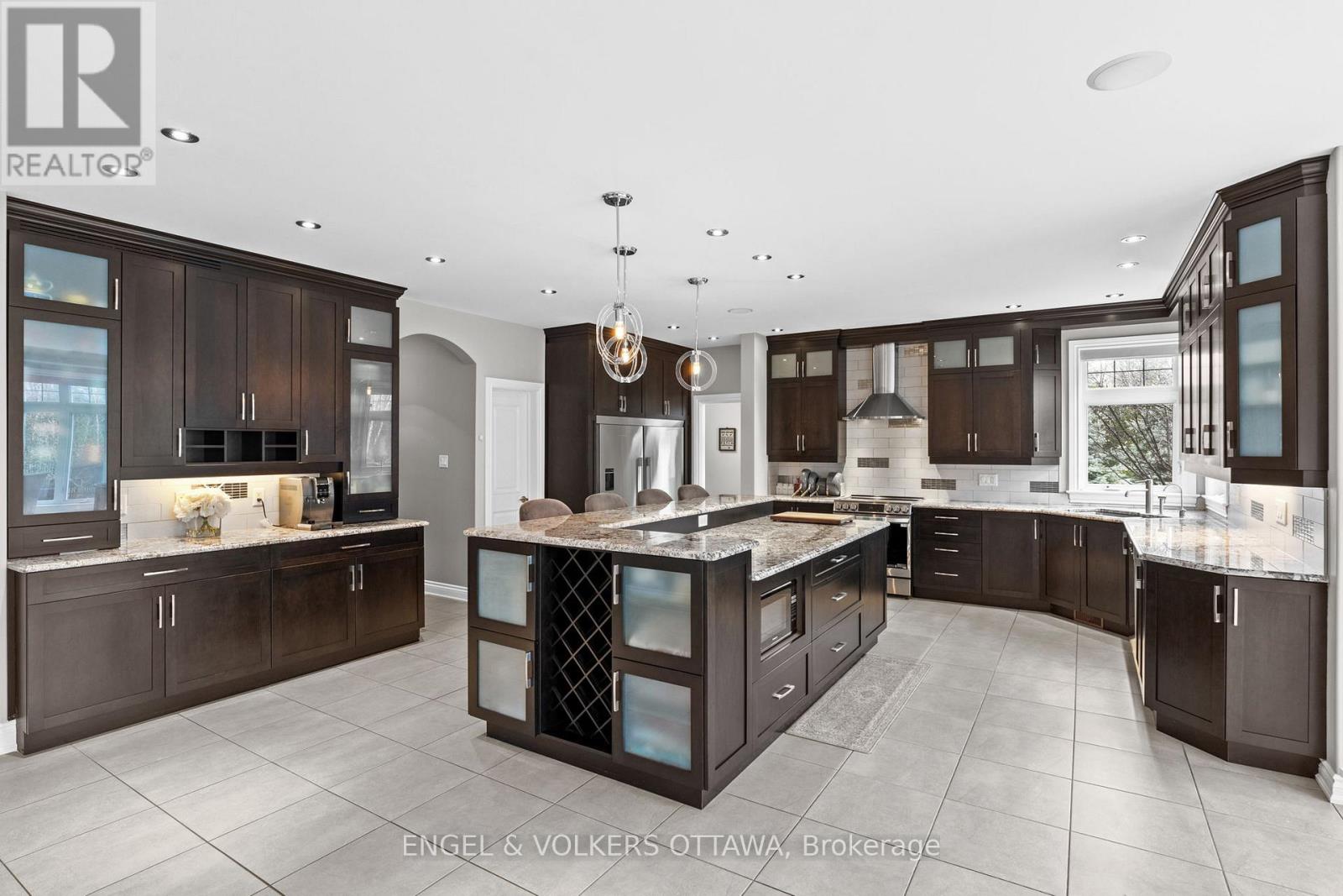 5796 Longhearth Way, Ottawa, Ontario  K4M 1M1 - Photo 8 - X12987180