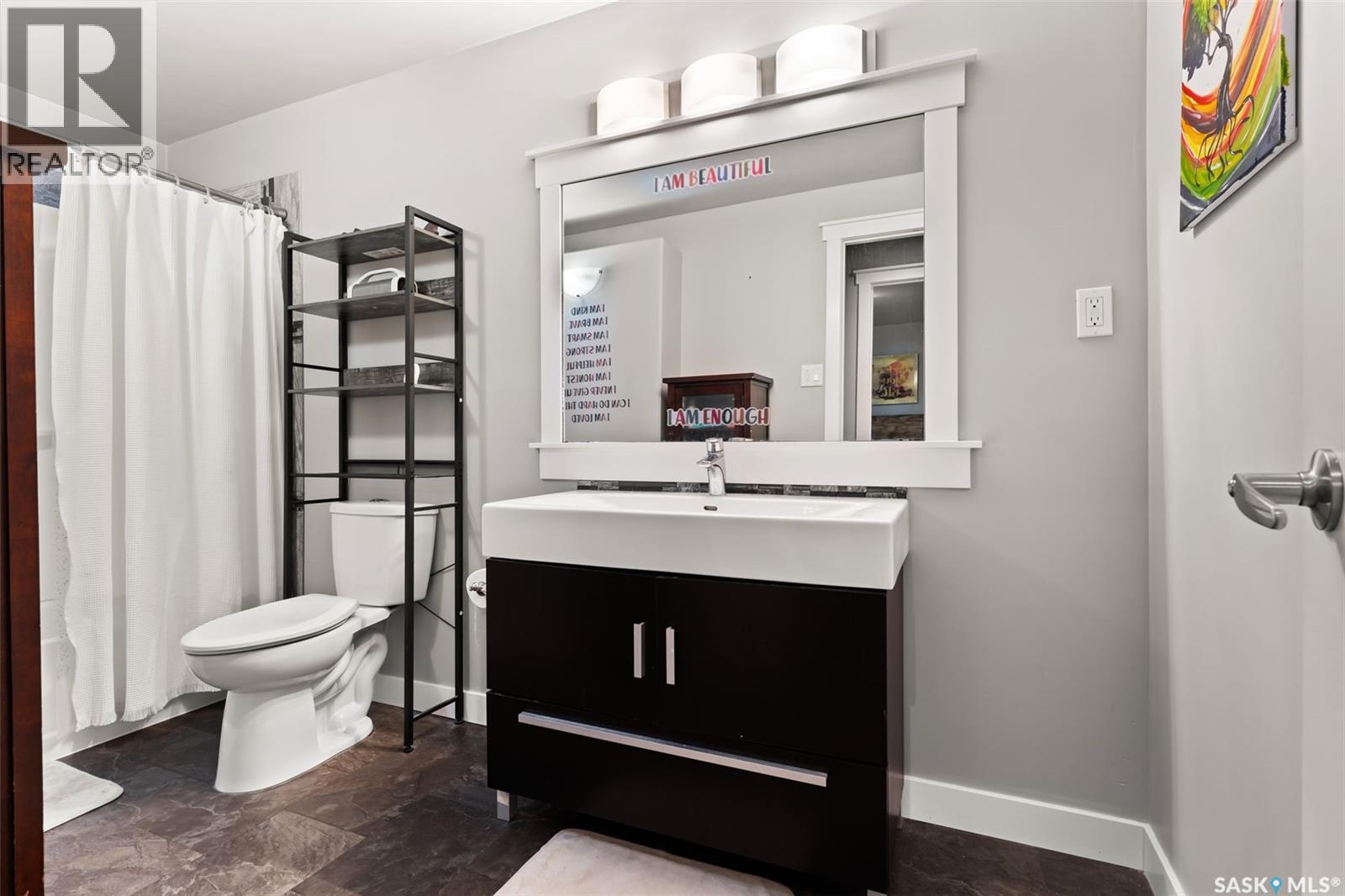 37 Churchill Crescent, White City, Saskatchewan  S4L 0C2 - Photo 32 - SK032688