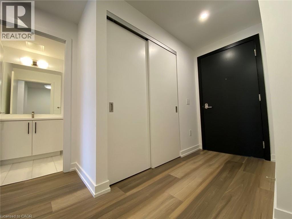 15 Wellington Street S Unit# 1404, Kitchener, Ontario  N2G 0E4 - Photo 8 - 40819834